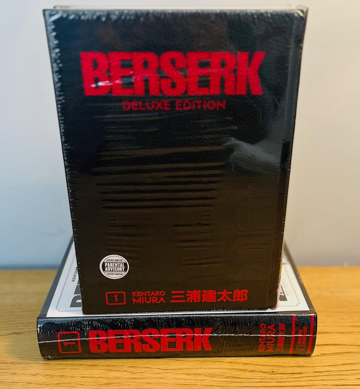 Berserk Deluxe Edition 2 2 HC (2019) - Berserk - LastDodo